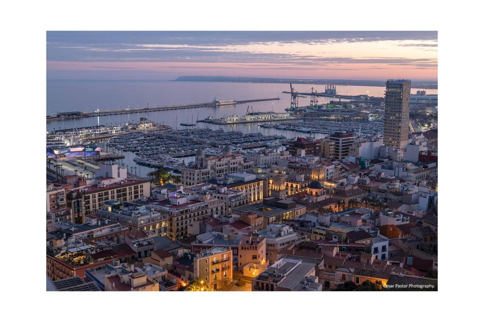 Your Nice Home In Alicante In The Historic Center! Exterior photo