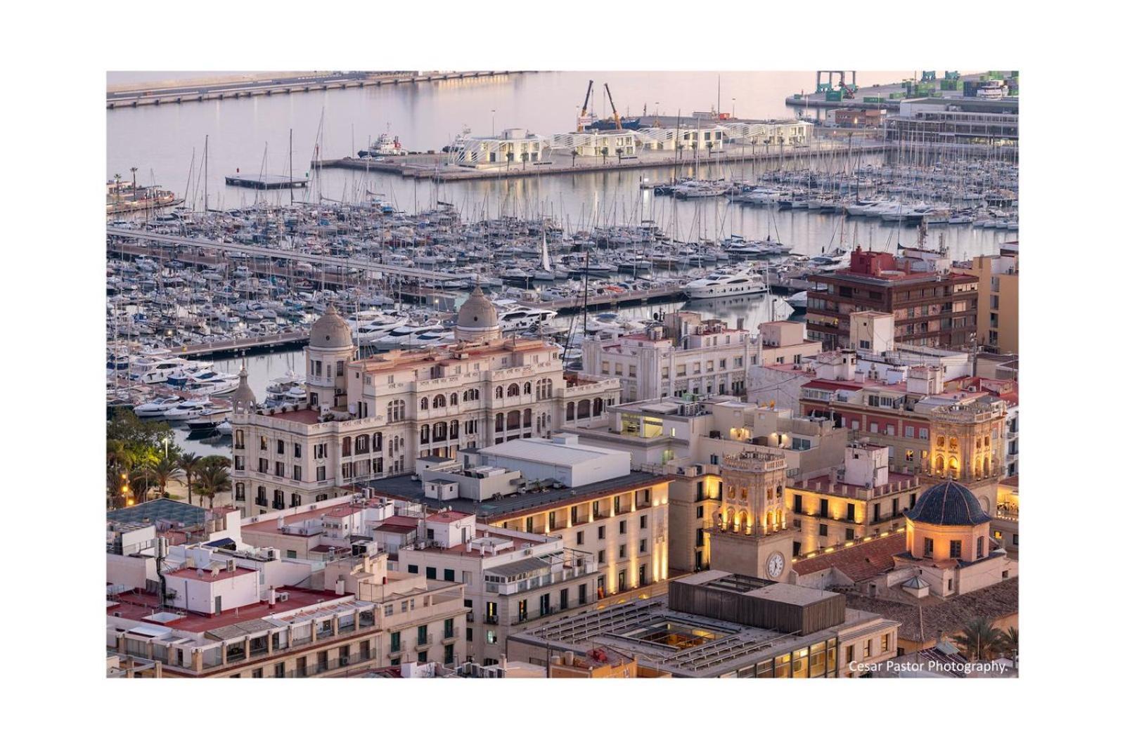 Your Nice Home In Alicante In The Historic Center! Exterior photo